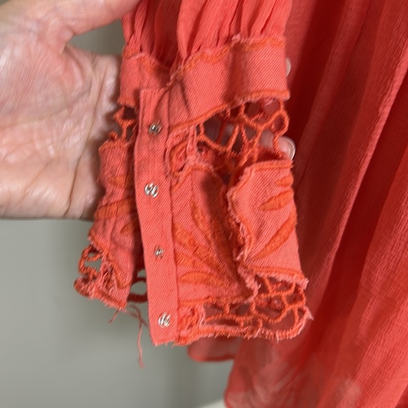 Free People In Dreamland Dress Coral Long
Sleeve Mini Cut Out Vneck Sz 4 - Picture 8 of 15